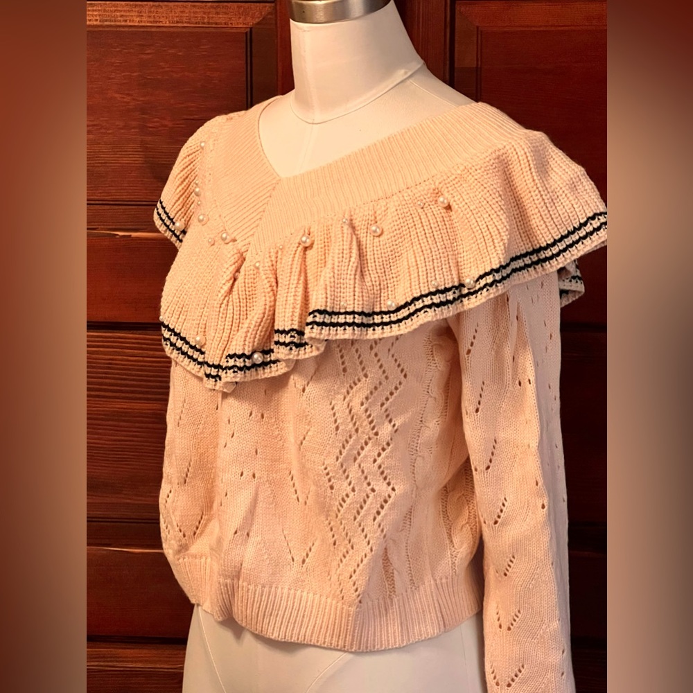 Blush Pink Pearl Embellished Sweater w Blk Detail szS